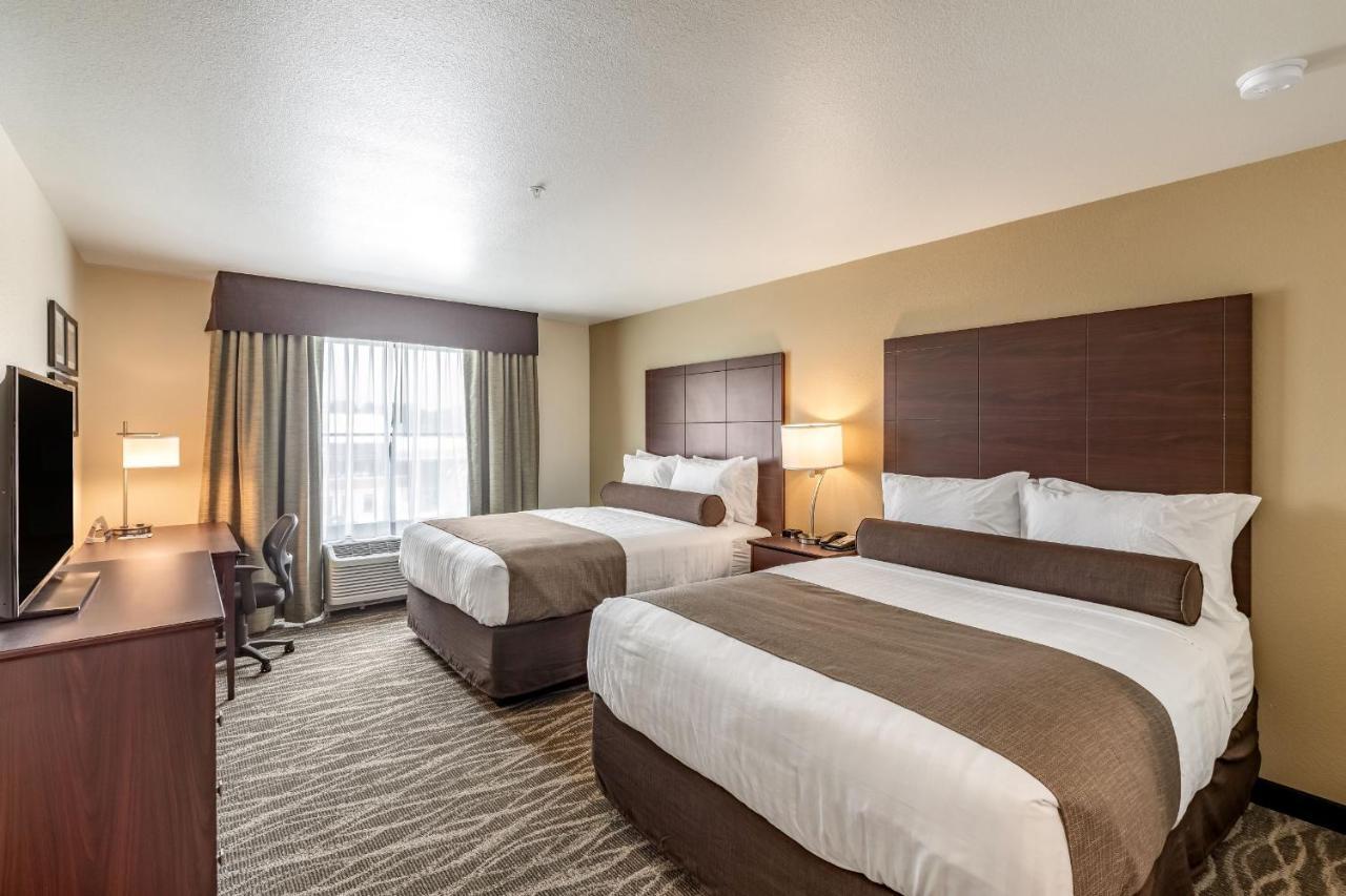 Cobblestone Hotel & Suites Hartford Екстер'єр фото