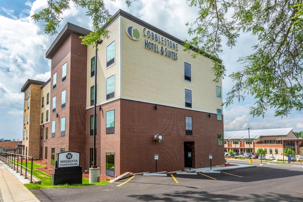 Cobblestone Hotel & Suites Hartford Екстер'єр фото